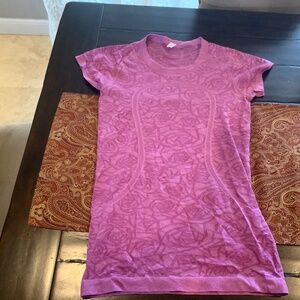 Lululemon Swiftly Tech SS Crew ,size 6,COLLECTOR’s color , worn once-